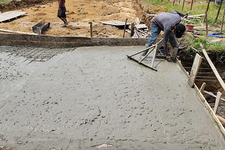 self-loading-concrete-mixer-for-Floor-construction