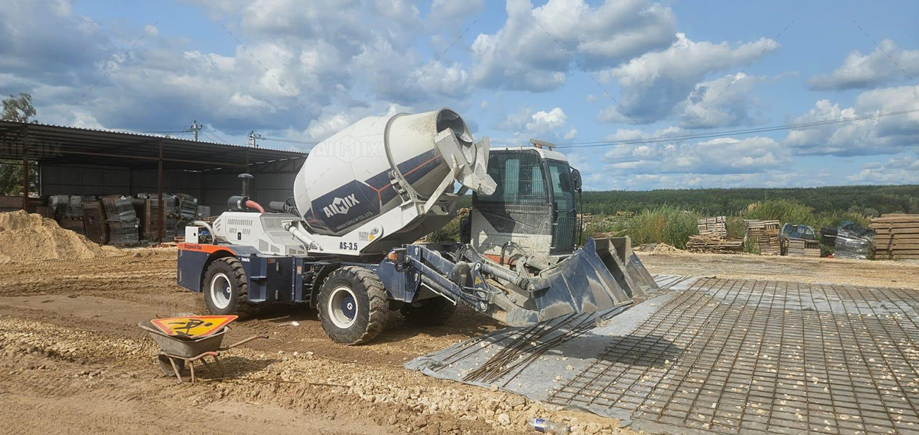 self loading concrete mixer ksa