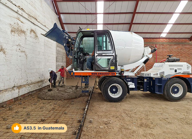 AIMIX AS3.5 self loading concrete mixer in Guatemala