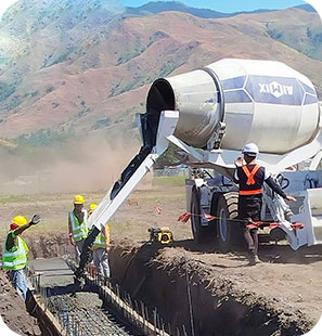 AIMIX AS3.5 self loading concrete mixer in Honduras